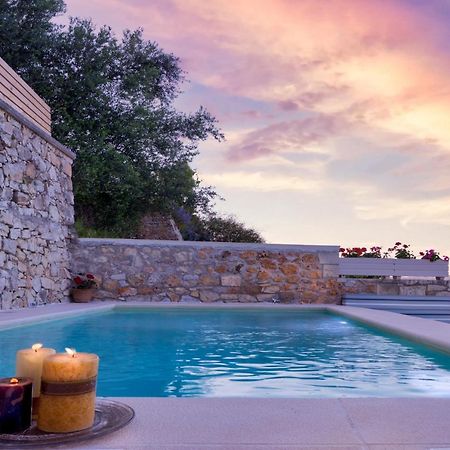 Olga'S Filoxenia - Villa Aladanos-Private Pool And Heated Jacuzzi Makhairoí Eksteriør bilde